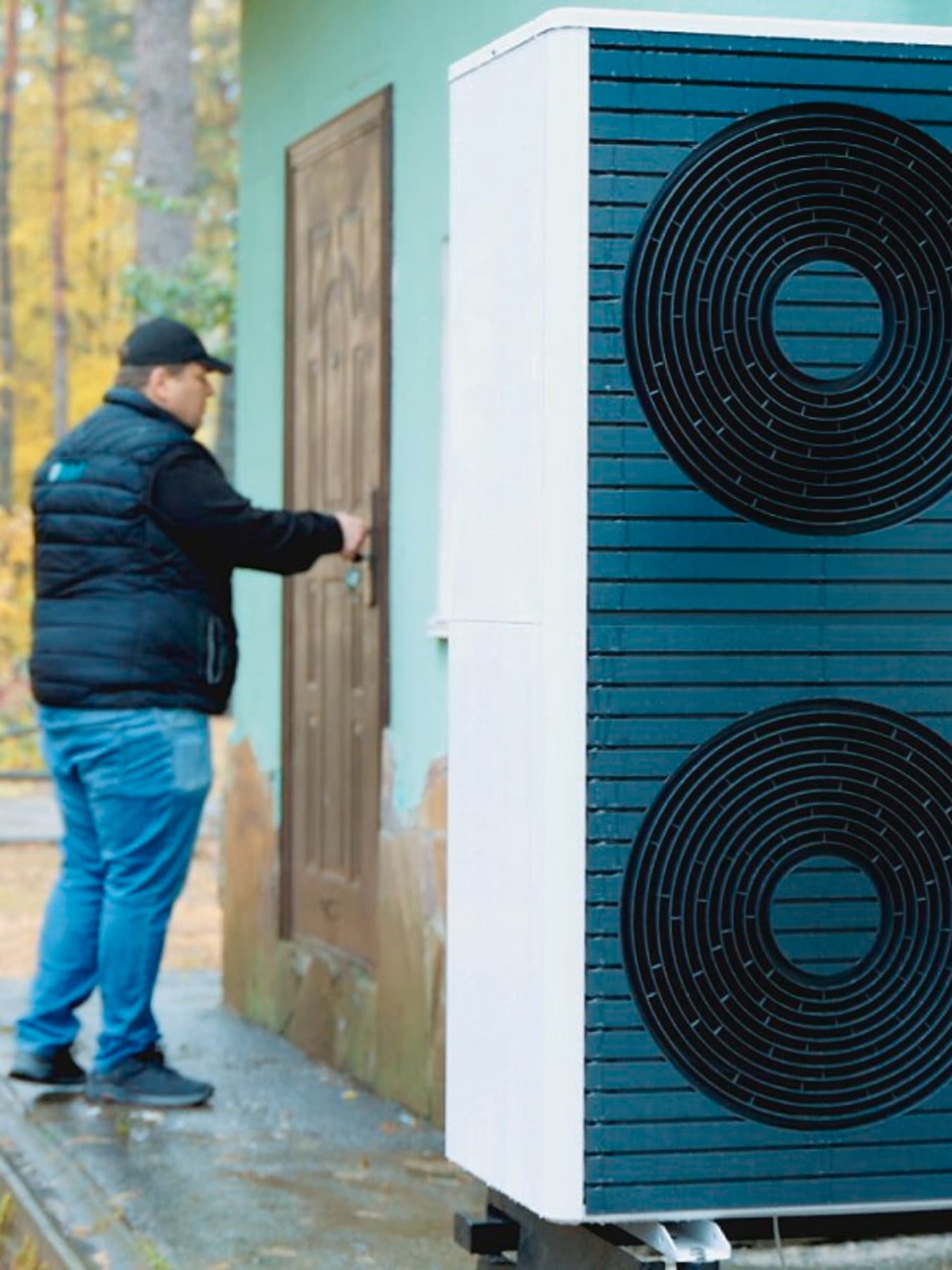 тепловий насос Vaillant, встановлений перед будівлею в SOS Дитячому селі в Броварах